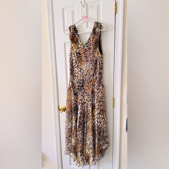 Chris McLaughlin Brown Chiffon Animal Print Asymmetrical Midi Dress Size M/L - Picture 9 of 11